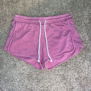 Selling pinks shorts. Brand-Universal Threads Size-S Excellent condition.